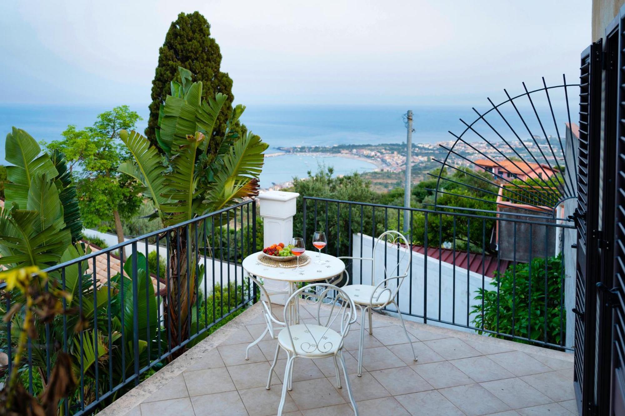Casa Mathea Villa Taormina Exterior foto