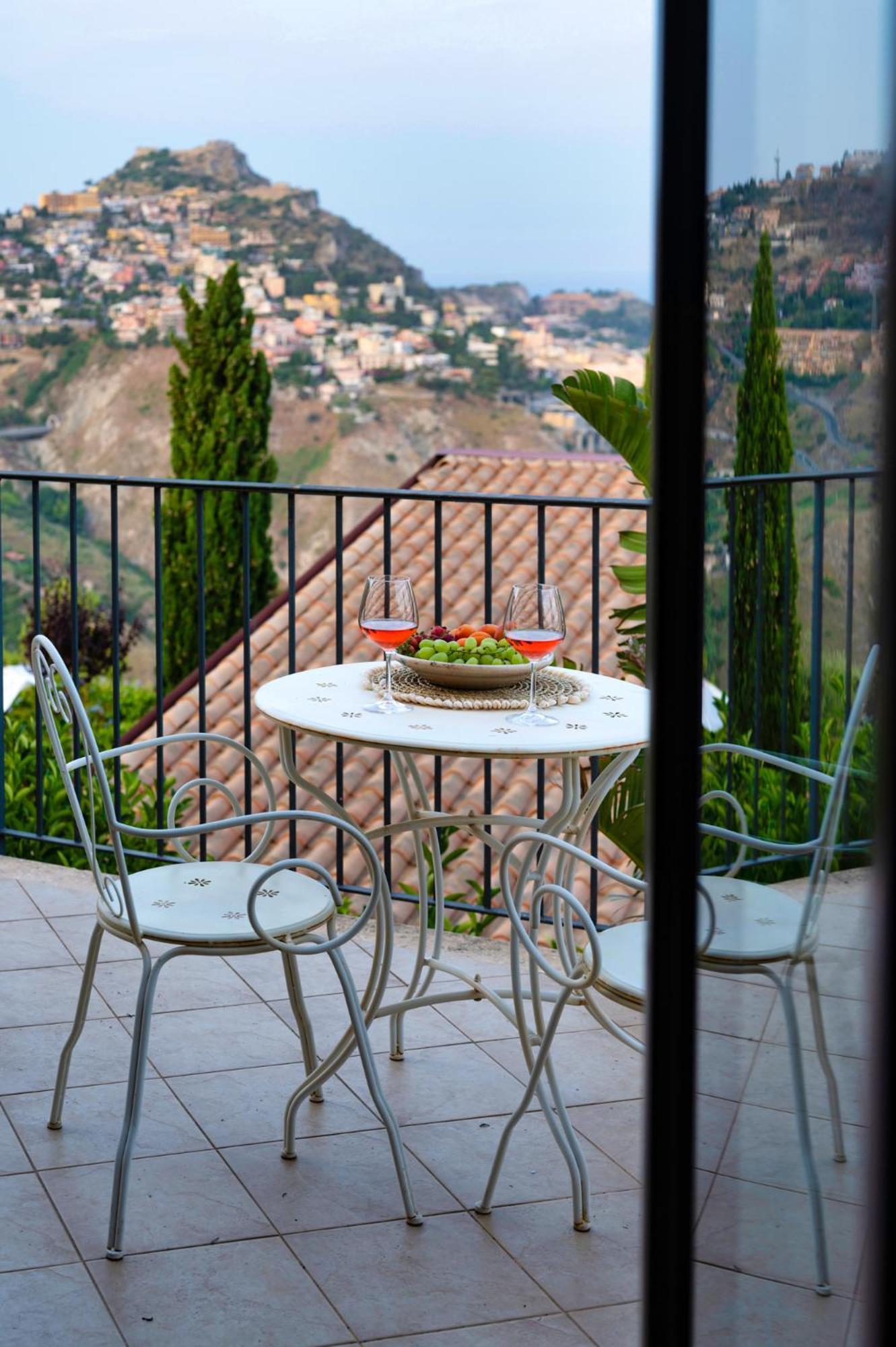 Casa Mathea Villa Taormina Exterior foto