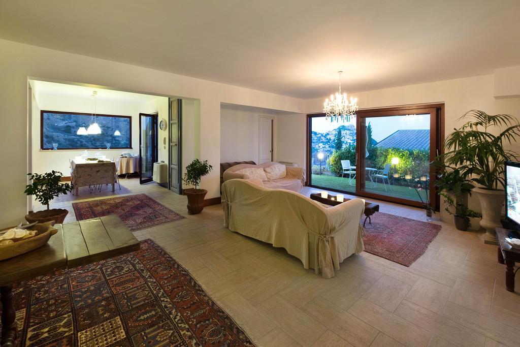Casa Mathea Villa Taormina Exterior foto